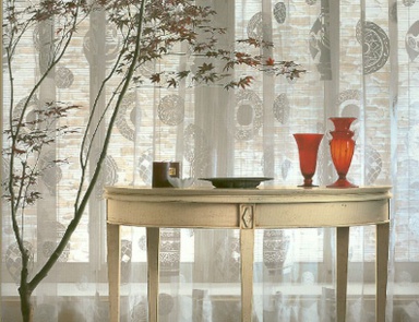 Консоль на высоких ножках, PREGNO