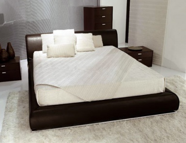 Двуспальная кровать на мягком основание из кожи, RELAX - Berloni