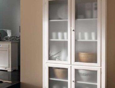 Витрина из массива дерева, SELVA