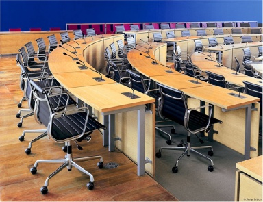 Кресло Aluminium Group, Vitra