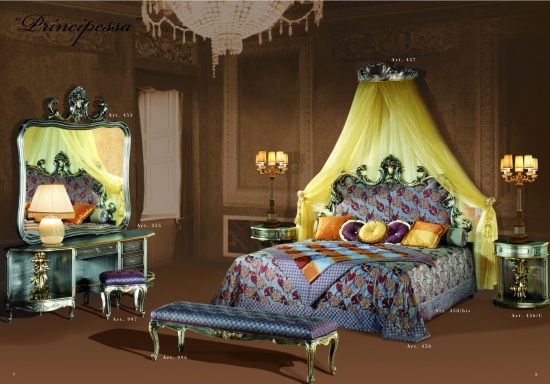 Спальный гарнитур