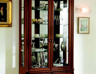 Витрина с застекленным фасадом, Favero