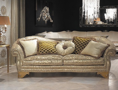 Двухместный диван, Le Classique