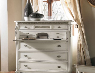 Комод на низких ножках, Modenese Gastone