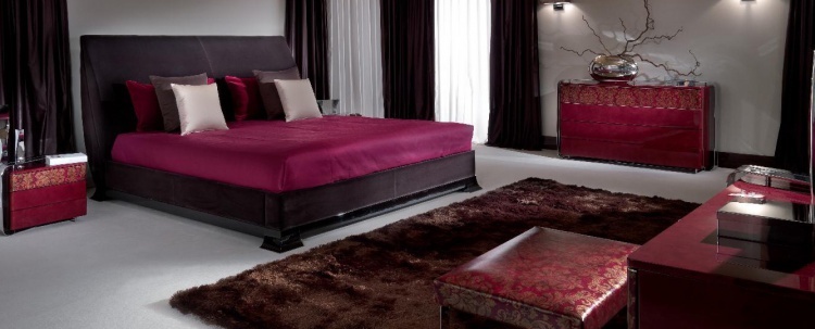 Двуспальная кровать, от итальянского производителя Turri