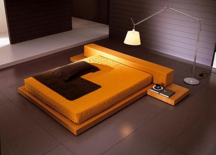 Двуспальная кровать от итальянского производителя Favero