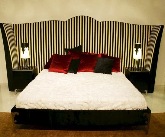 Кровать Avalon Bed, от итальянского производителя Visionnaire