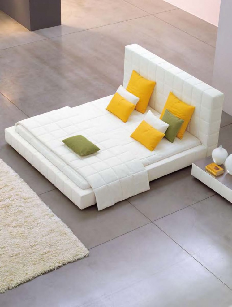 Двуспальная кровать Squaring alto от итальянского производителя Bonaldo