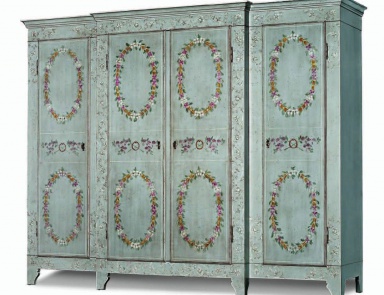 Шкаф четырехстворчатый продукции Salda