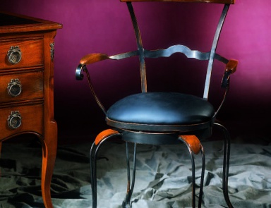 Стул на металлическом каркасе Stella Del Mobile (стул с подлокотниками)