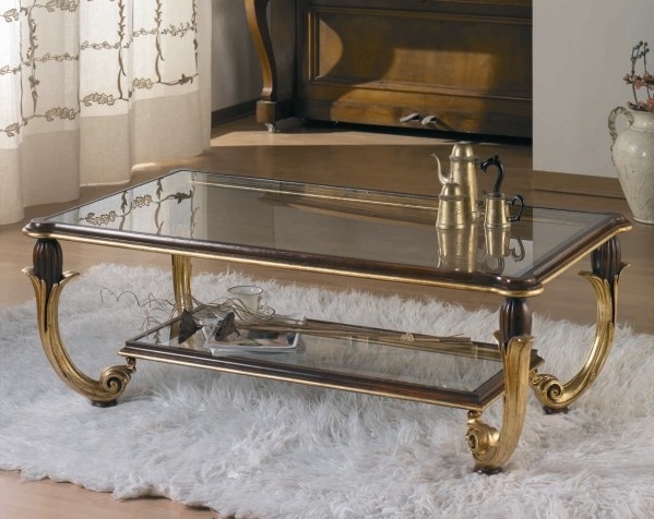 Журнальный столик