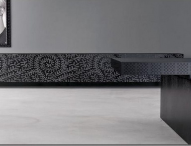 Комод, Capo D'Opera