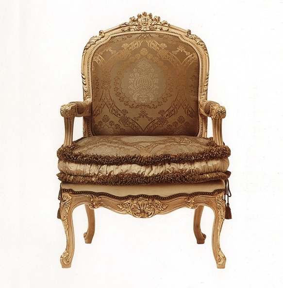 Кресло на каркасе из массива древесины обитое тканью 6823, Riva Mobili d'Arte
