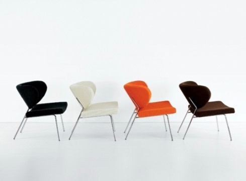 Кресло на каркасе из хромированной стали обитое тканью или вельветом Comoda, Miniforms