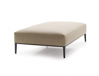 Пуф на металлическом каркасе обитый кожей или тканью Jean, B&B Italia