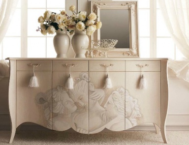 Комод, Giusti Portos