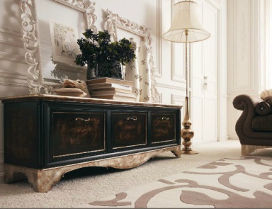 Комод, Giusti Portos