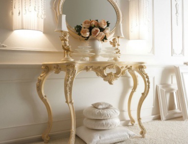 Консоль, Giusti Portos