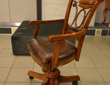 Кресло на колесиках, Seven sedie