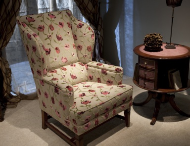 Кресло с каркасом из массива древесины, Annibale Colombo