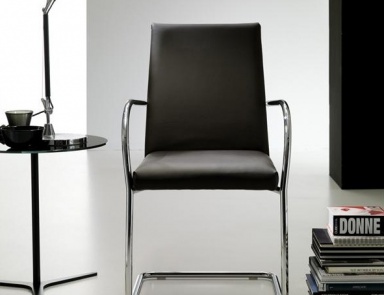 Стул на каркасе из хромированной стали обитый кожей или тканью Esta, Bontempi Casa