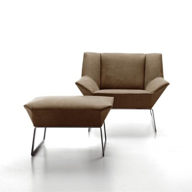 Кресло Tight armchair