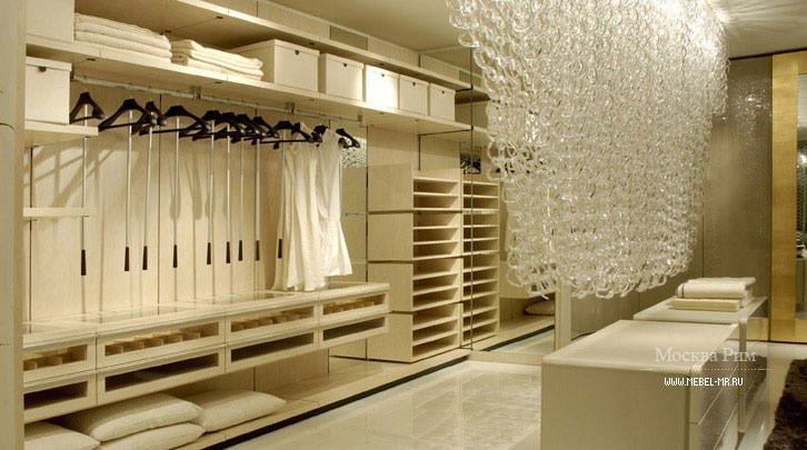 Гардероб с каркасом из мелинина Walk-in closet, Besana