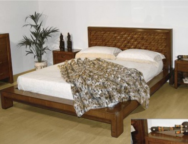 Двуспальная кровать из массива древесины, Moletta Mobili