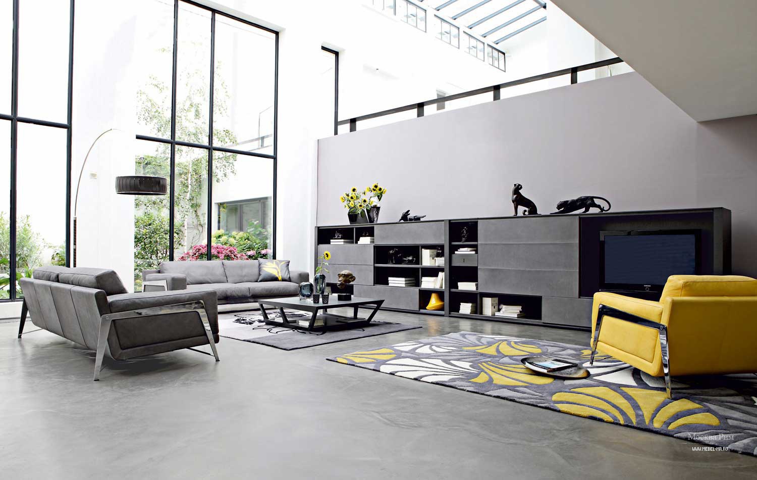 Roche Bobois. 