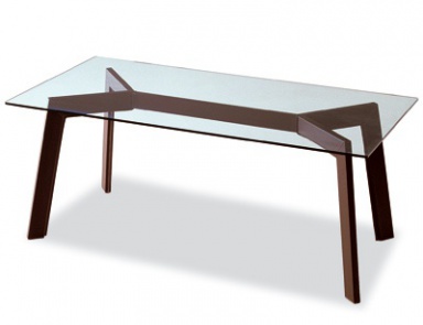 Обеденный стол на деревянных ножках, Calligaris (мебель для столовой, италия)