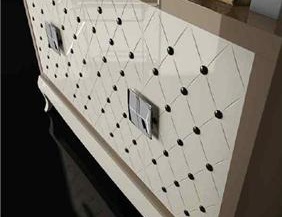 Буфет, La Ebanisteria