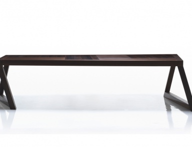 Обеденный стол 196 ROTOR из дерева, Cassina