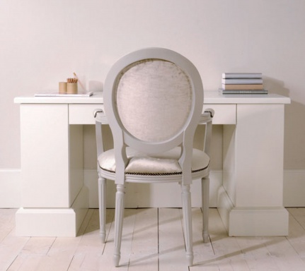 Письменный стол