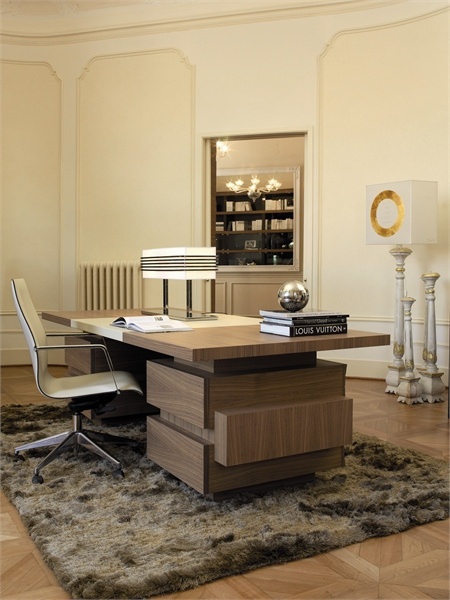 Стол письменный отделанный кожей Quadria, Galimberti Nino