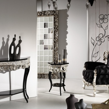 Консоль Swanky