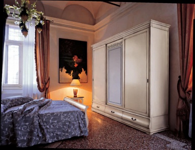 Платяной шкаф, Sangiorigo