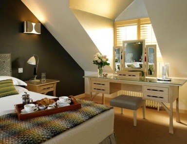 Трюмо с выдвижными ящиками, Mark Wilkinson 