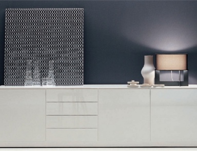 Лакированная тумба, Molteni & C