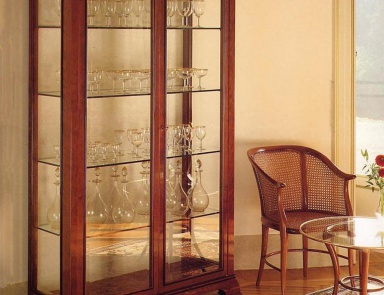 Витрина с распашными створками, Annibale Colombo
