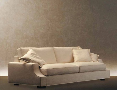 Диван на каркасе из массива бука Astor, Giorgetti