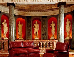 Диван обитый кожей Max, Mascheroni