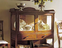 Сервант из массива дерева, DOLFI