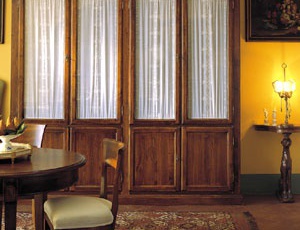 Сервант из массива дерева,  DOLFI