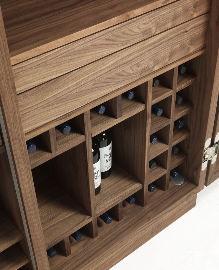 Многофункциональный шкаф из дерева Cambusa Wine Vineria, Riva 1920 ...