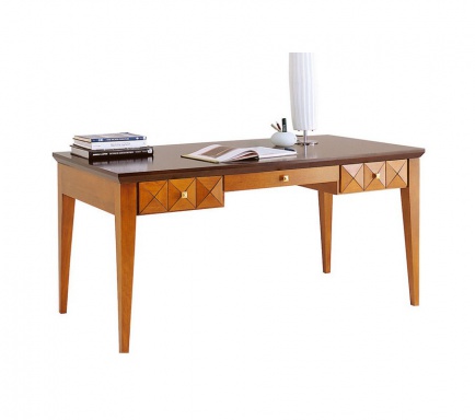 Письменный стол 