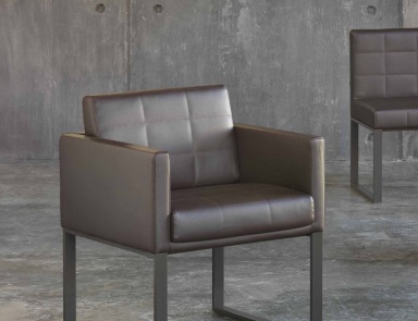 Стул с мягкой обивкой Bell, Giulio Marelli (стул с подлокотниками)