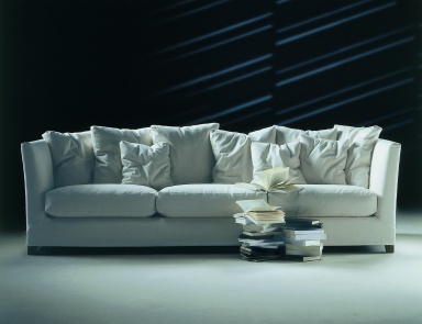 Диван на каркасе из древесины обитый кожей или тканью Victor, Flexform