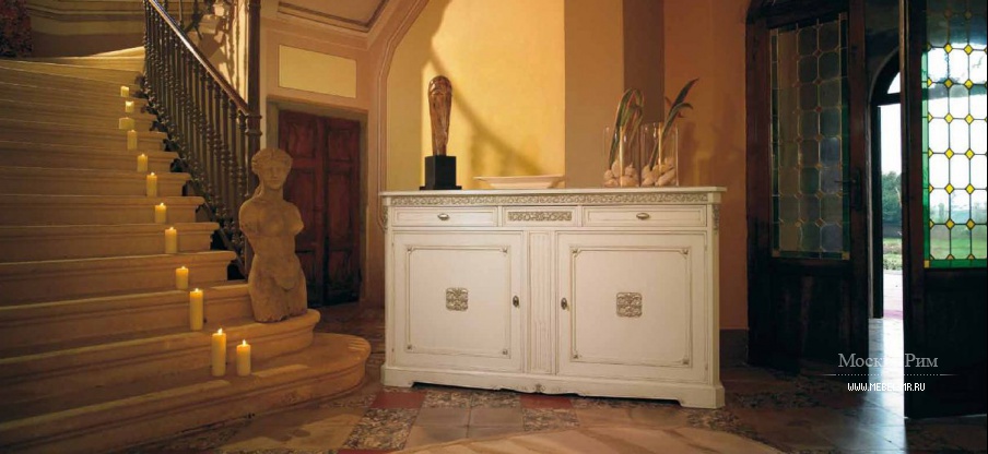 Буфет на массивно основании в белом лаке Villa, Arve Style