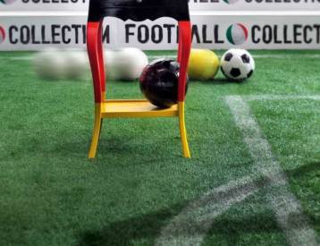 Подставка для телефона Penalty Kick, Modenese Gastone (подставка)