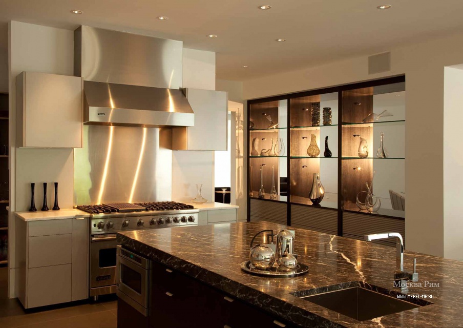 Гарнитур для кухни из древесины и мрамора Contemporary Comp. 2, Neff Kitchens
